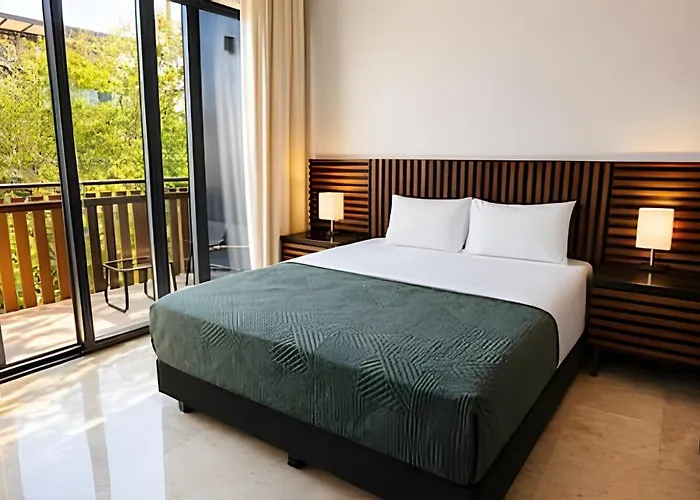 Jungle Guardian - Rooftop Pool & Club * Tulum